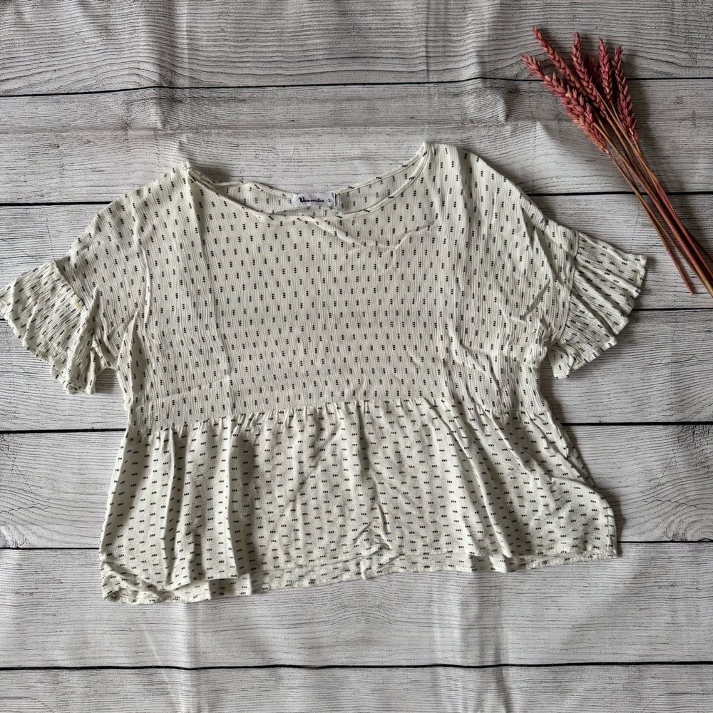 Women's boutique Blouse - size small